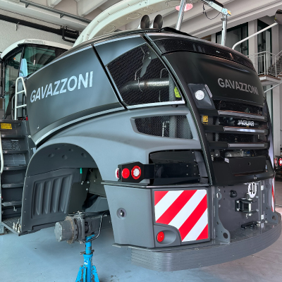 Decorazione Mezzi Speciali - Wrapping macchine agricole