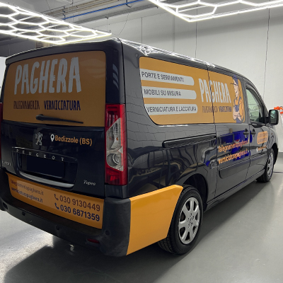 Decorazione Mezzi - Furgone Verniciatura Paghera