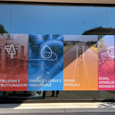 Decorazione Vetrine Bussi - Adesivi intagliati, fondo sabbiato 