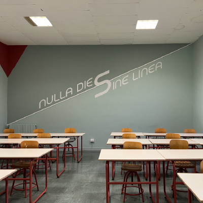 Decorazione Interni Liceo Bagatta - Adesivo su parete