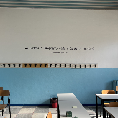 Decorazione Interni Liceo Bagatta - Adesivo su parete