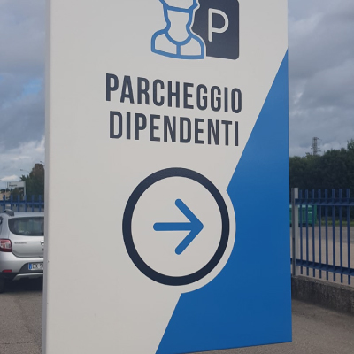 Segnaletica Esterna Aziendale